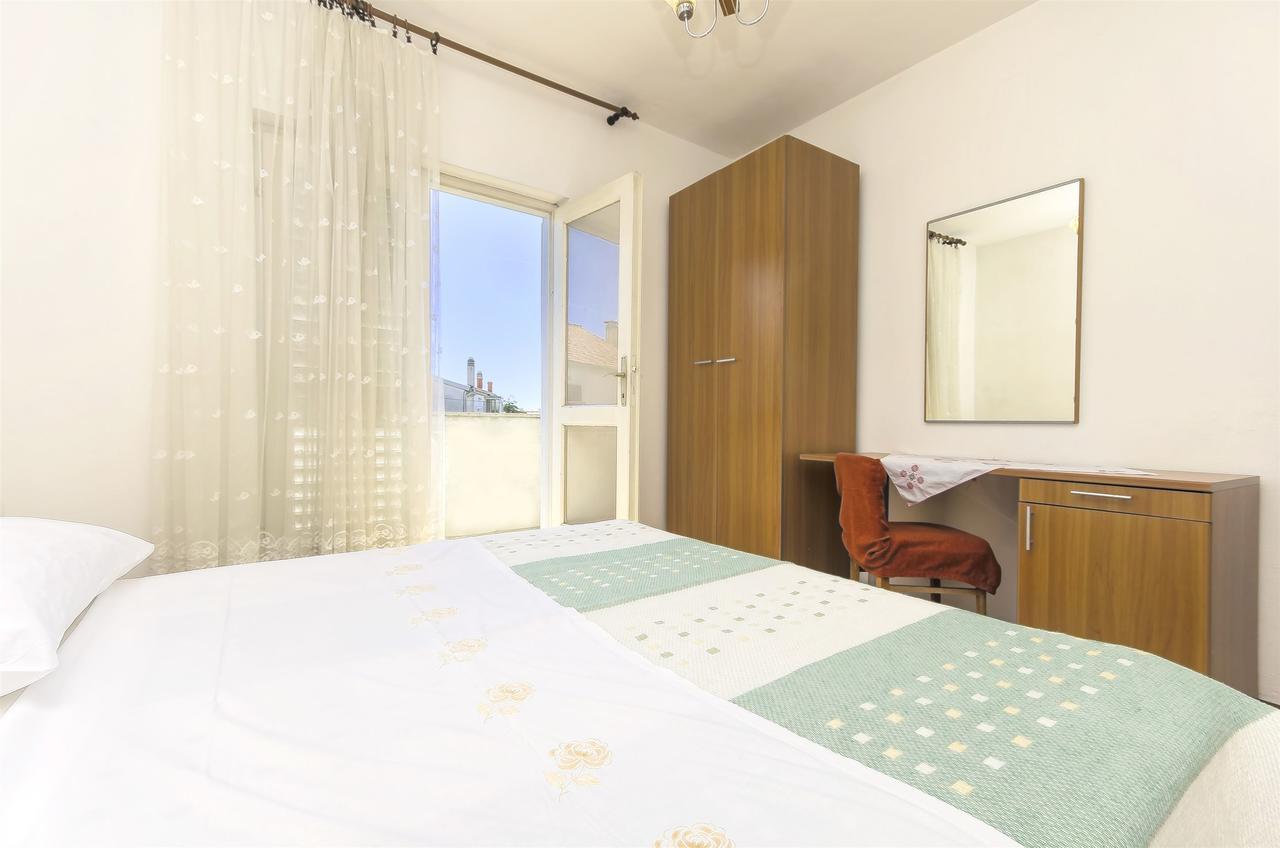 Apartment Niko Водице Екстериор снимка