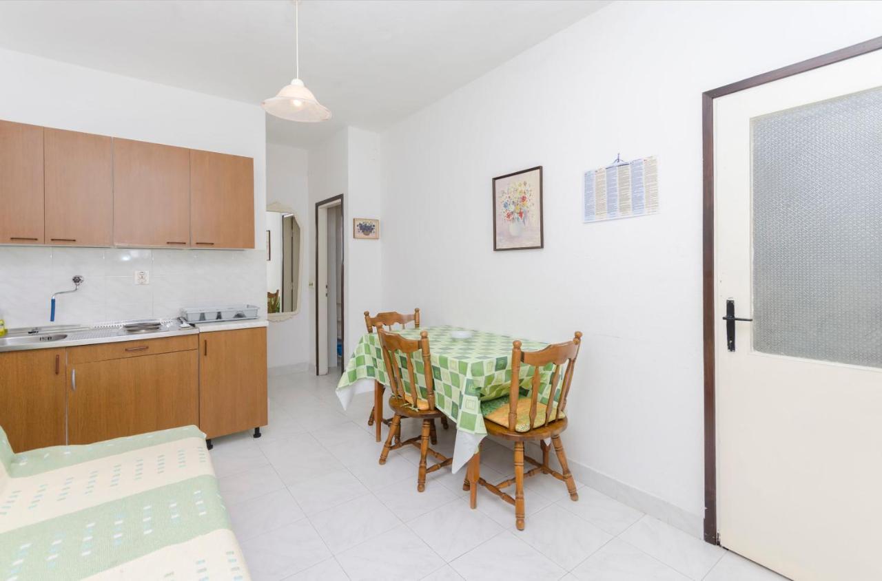Apartment Niko Водице Екстериор снимка
